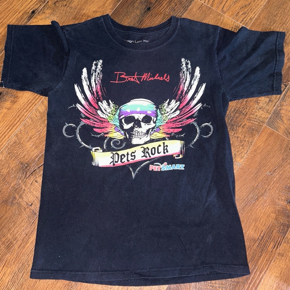 Bret Michaels Pets Rock Black Graphic Tee with Artistic Wing Design